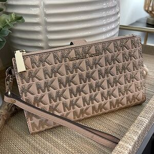Michael Kors Jet Set Travel Double Zip Wristlet Wallet Soft Pink w/ Gold Glitter